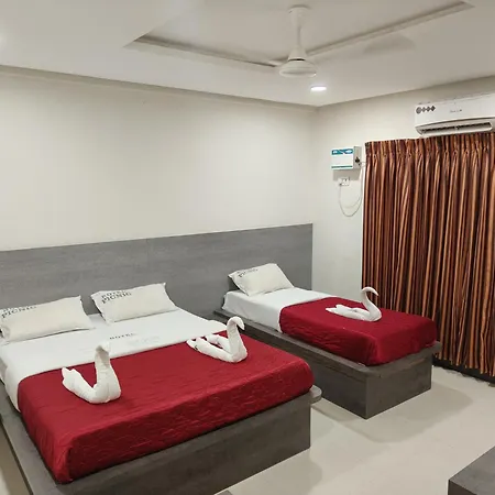 Hotel Picnic Velankanni Exterior photo